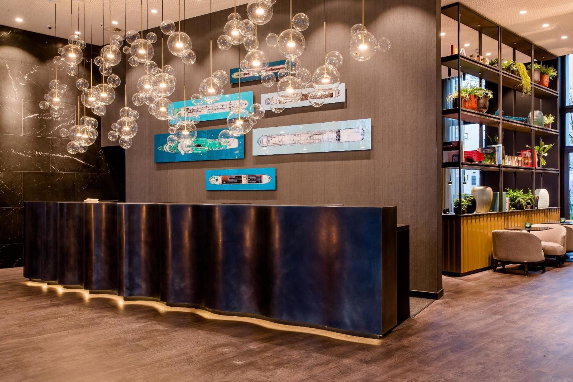 Motel One Koln-Waidmarkt Экстерьер фото